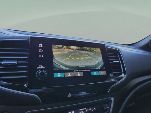 Used 2023 Honda Passport TrailSport image 29