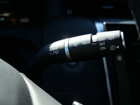 Used 2024 Land Rover Discovery Sport Dynamic SE AWD/4WD image 31