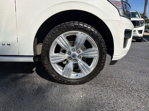 Used 2023 Ford Expedition Max Platinum image 32