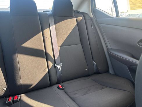 Used 2025 Nissan Sentra S FWD image 34