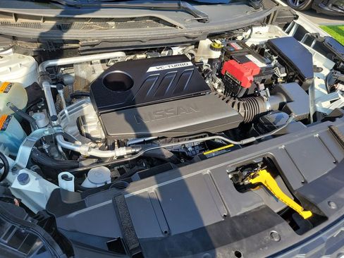 Used 2023 Nissan Rogue SV FWD image 33