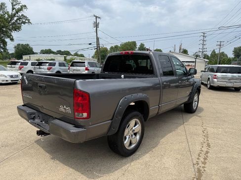 Used 2004 Dodge Ram 1500 Truck SLT w/ Sport Appearance Group AWD/4WD image 4