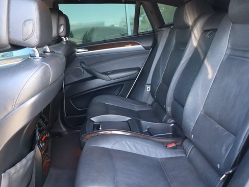Used 2011 BMW X6 xDrive35i w/ Technology Pkg AWD/4WD image 10