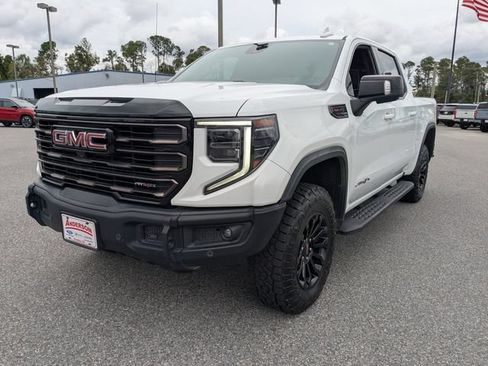 Used 2023 GMC Sierra 1500 AT4X AWD/4WD image 8