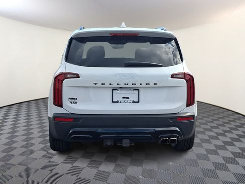Used 2022 Kia Telluride EX w/ EX Premium Package AWD/4WD image 5