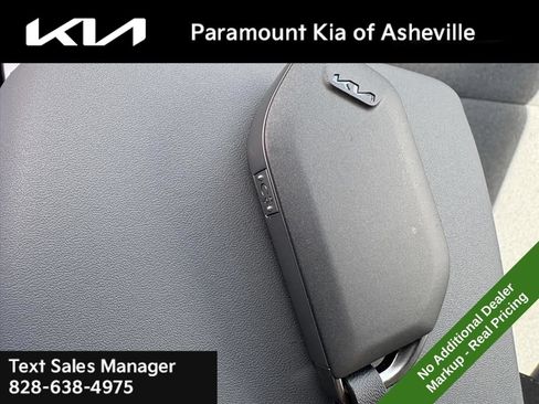 New 2026 Kia K4 FWD image 28