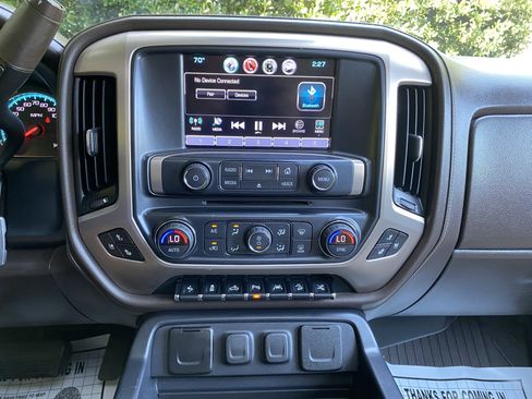 Used 2018 GMC Sierra 1500 Denali w/ Denali Ultimate Package AWD/4WD image 23