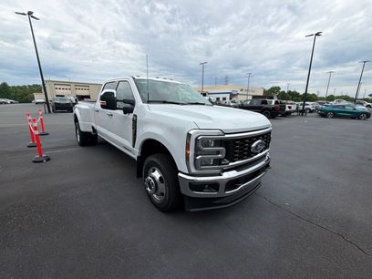 New 2026 Ford F350 Lariat w/ Lariat Ultimate Package