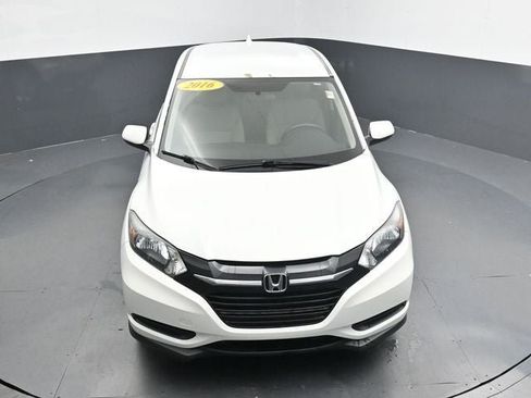 Used 2016 Honda HR-V LX image 31