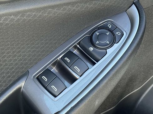 Used 2025 Chevrolet Malibu LT FWD image 13