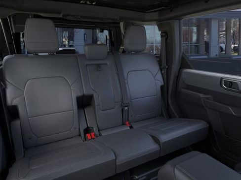 Used 2025 Ford Bronco Big Bend image 11