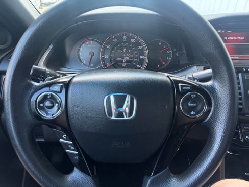 Used 2017 Honda Accord LX-S image 14