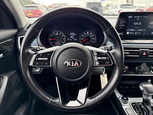Used 2021 Kia Seltos S AWD/4WD image 23