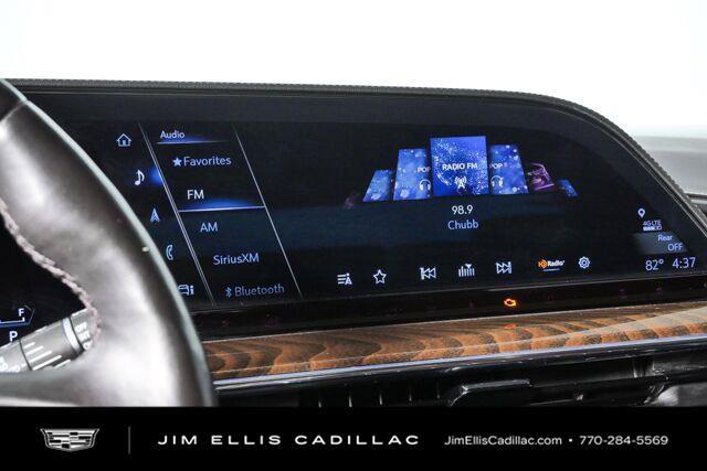 Used 2023 Cadillac Escalade ESV Sport Platinum w/ LPO, ONYX Package AWD/4WD image 11