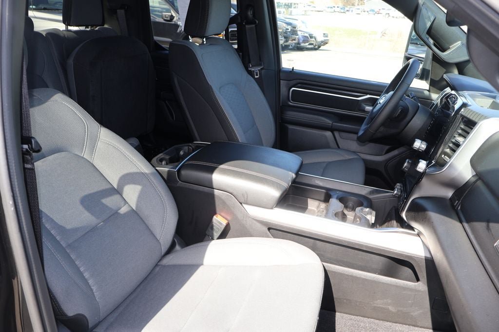 Used 2025 RAM 1500 Big Horn AWD/4WD image 12