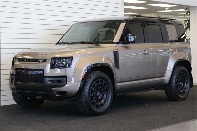 Used 2025 Land Rover Defender 110 AWD/4WD image 1