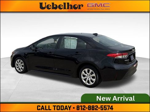 Used 2024 Toyota Corolla LE FWD image 9