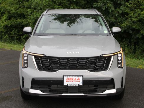 New 2026 Kia Sorento S AWD/4WD image 2