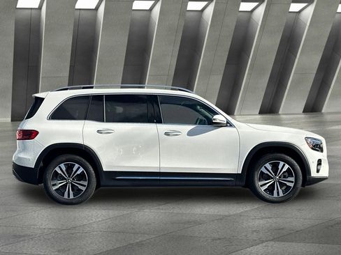 Certified 2026 Mercedes-Benz GLB 250 4MATIC image 3