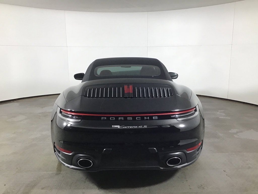 Certified 2020 Porsche 911 Carrera 4S AWD/4WD image 40