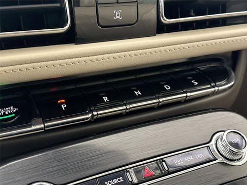 Used 2021 Lincoln Nautilus Reserve w/ Cargo Utility Package image 28