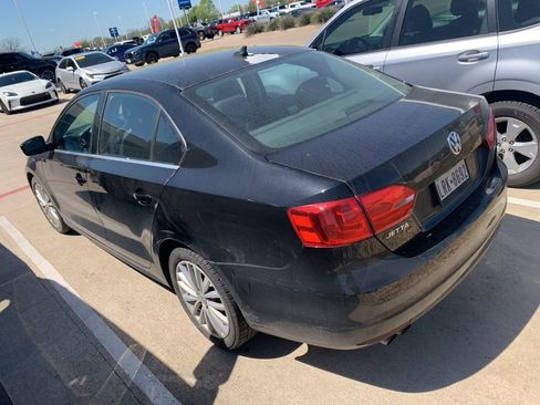 Used 2013 Volkswagen Jetta TDI image 5