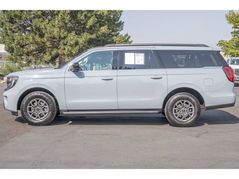 Used 2025 Ford Expedition Max Active AWD/4WD image 6