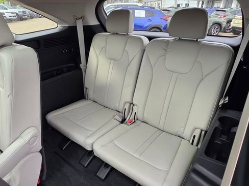 Used 2023 Kia Sorento SX FWD image 16