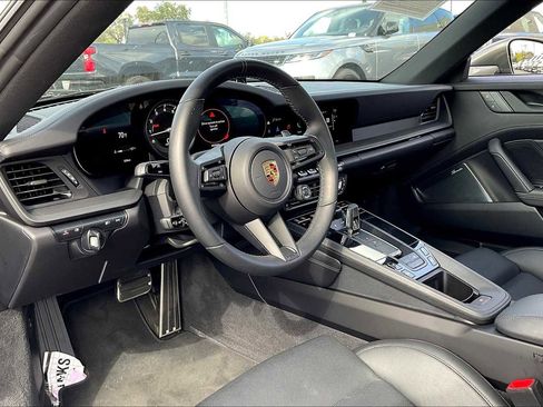 Used 2024 Porsche 911 Carrera 4S image 16