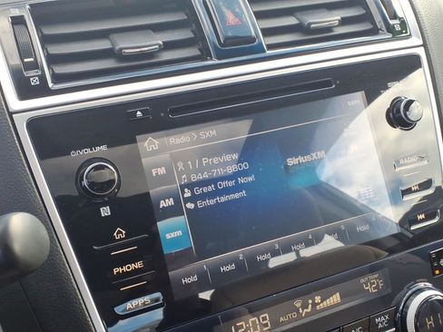 Used 2018 Subaru Legacy 3.6R Limited image 18