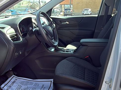 Used 2022 Chevrolet Equinox LT image 31