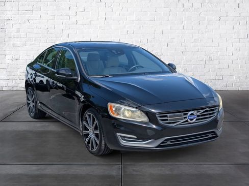 Used 2015 Volvo S60 T6 Platinum FWD image 1