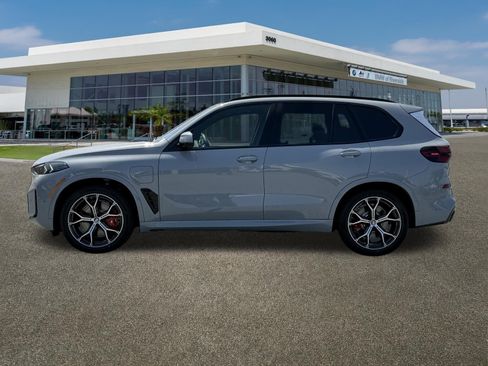 New 2026 BMW X5 xDrive50e AWD/4WD image 6