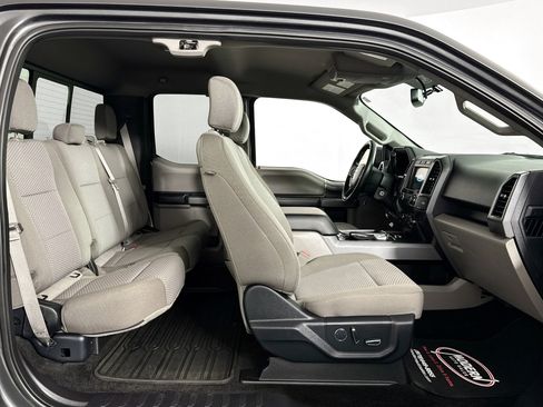 Used 2018 Ford F150 XLT w/ Equipment Group 302A Luxury image 31