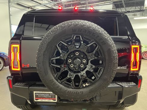Used 2025 GMC Hummer EV 2X w/ LPO, Roof Cross Rail Package AWD/4WD image 48