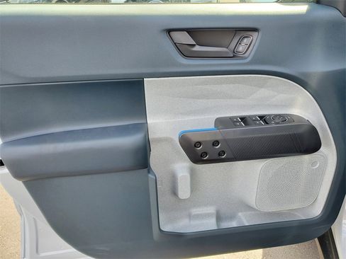 New 2025 Ford Maverick XLT w/ XLT Luxury Package image 18