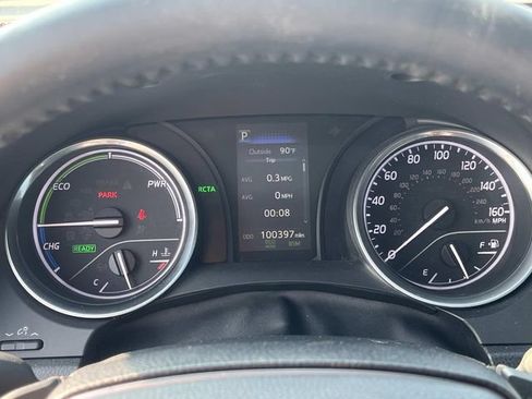 Used 2018 Toyota Camry SE w/ Audio Package FWD image 40