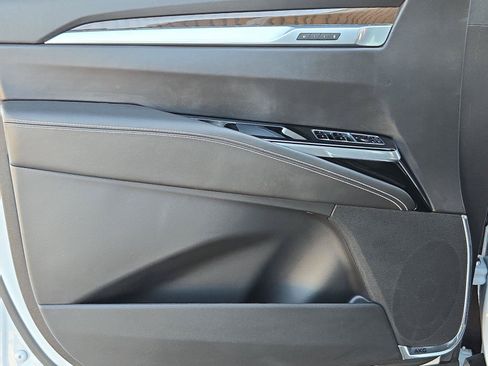 Used 2026 Cadillac Escalade Platinum Luxury w/ LPO, Floor Liner Package AWD/4WD image 25