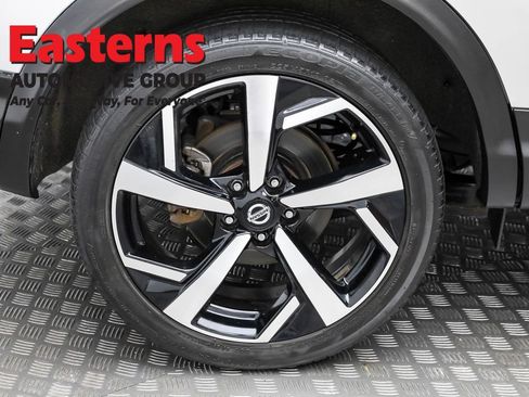 Used 2022 Nissan Rogue Sport SL w/ Premium Package AWD/4WD image 29