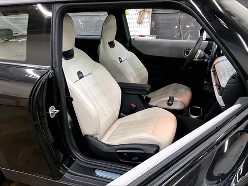 Certified 2025 MINI Cooper S image 10