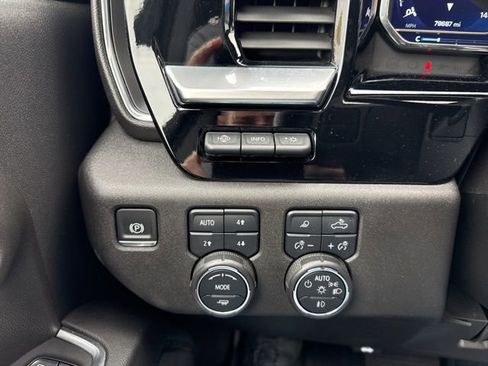 Used 2024 Chevrolet Silverado 2500 LTZ w/ LTZ Premium Package AWD/4WD image 20