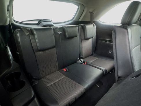 Used 2019 Toyota Highlander Plus AWD/4WD image 30