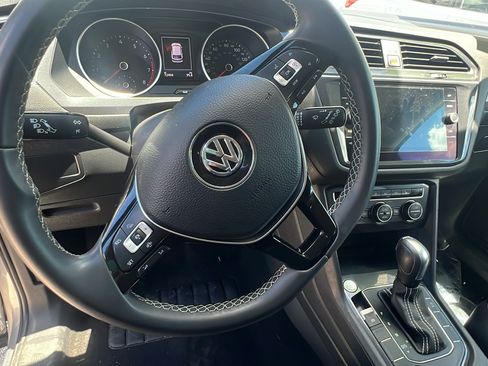 Used 2021 Volkswagen Tiguan S AWD/4WD image 14