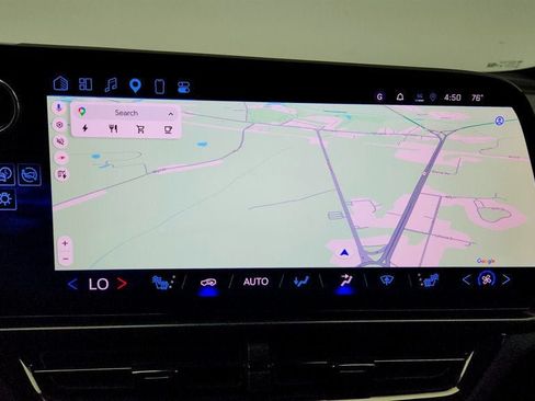 Used 2025 Chevrolet Equinox EV RS FWD image 18