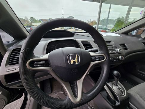 Used 2011 Honda Civic LX image 17