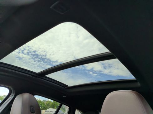 Used 2019 BMW X4 xDrive30i w/ M Sport Package 2 AWD/4WD image 30