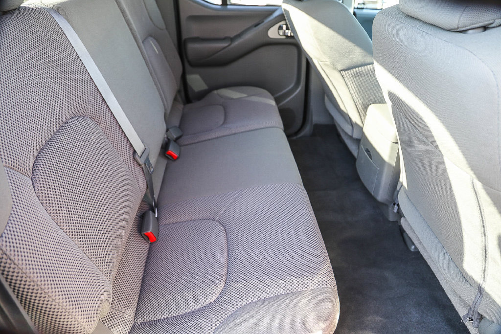 Used 2021 Nissan Frontier S RWD image 31