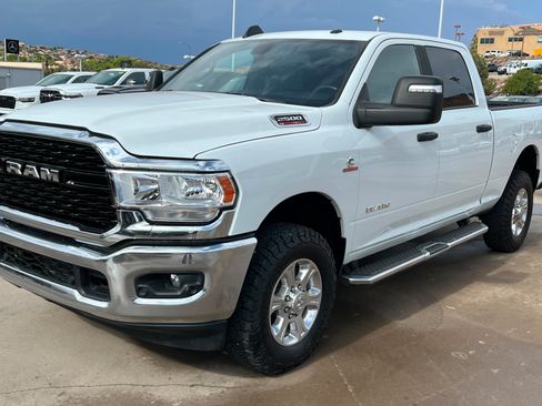 Used 2024 RAM 2500 Big Horn w/ Off Road Package AWD/4WD image 1