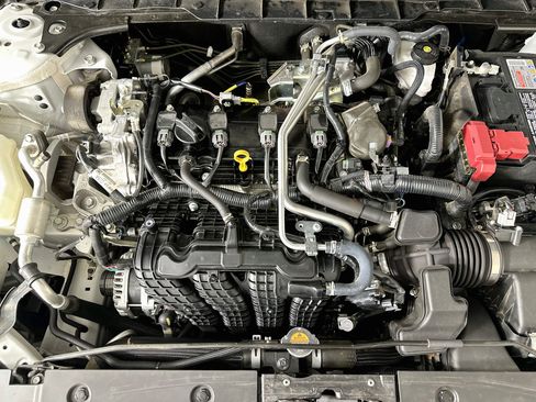 Used 2025 Nissan Altima 2.5 SR FWD image 31