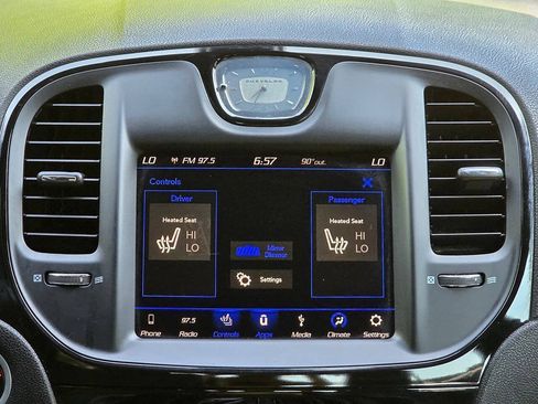Used 2019 Chrysler 300 S RWD image 24